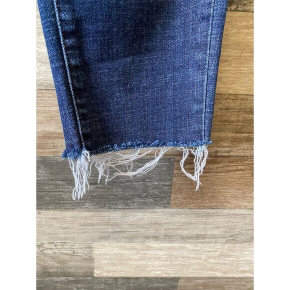 KanCan Women's Mid-Rise Distressed Cropped Denim Jeans Blue Size 13/30 Casual - Picture 4 of 16